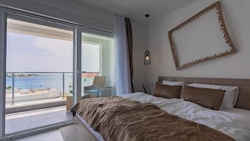 Luxury Villa, 4 Bedrooms, Sea View, Sea Facing | Balcony view