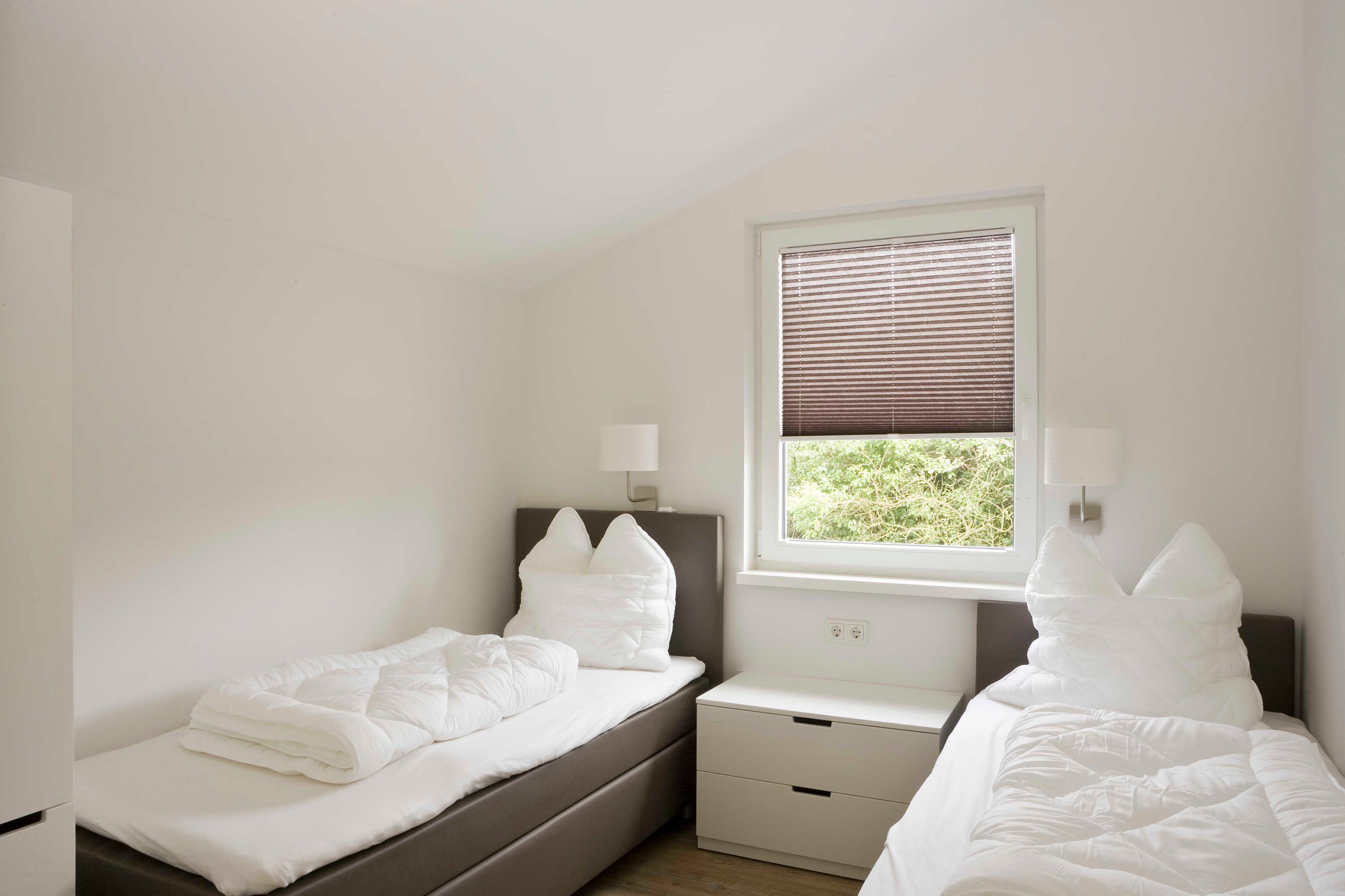 4 bedrooms, travel crib, WiFi, wheelchair access