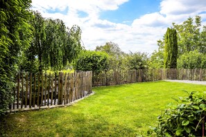 Property grounds - Anjas apartment near Europapark - Anja's apartment for max. 4 people (Ettenheim)