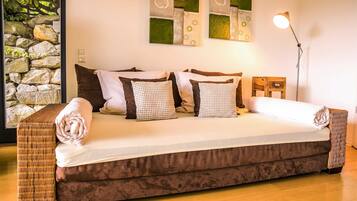 2 bedrooms, travel crib, WiFi, bed sheets