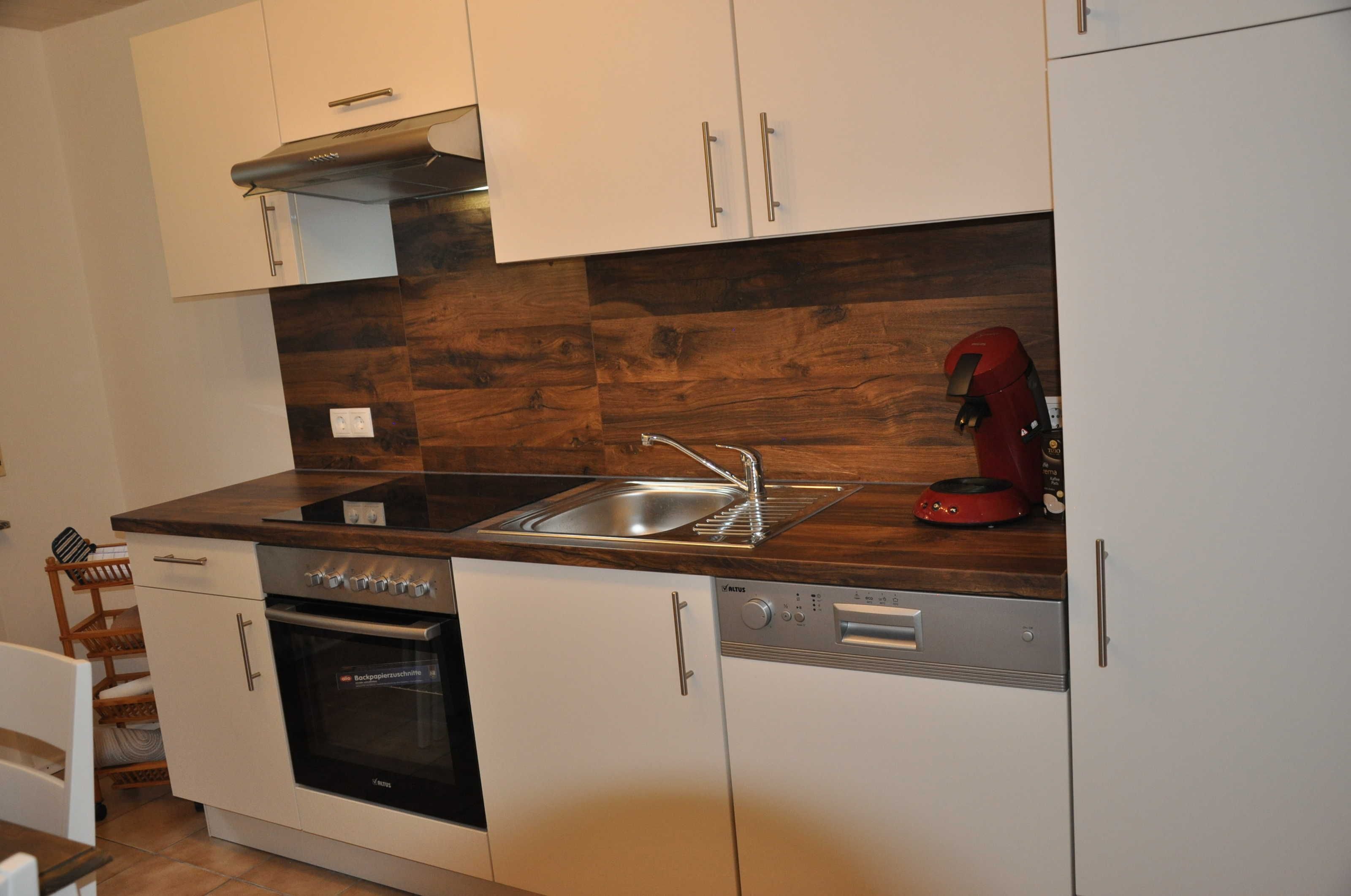 Réfrigérateur, four, lave-vaisselle