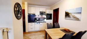 Køleskab, mikrobølgeovn, ovn, opvaskemaskine