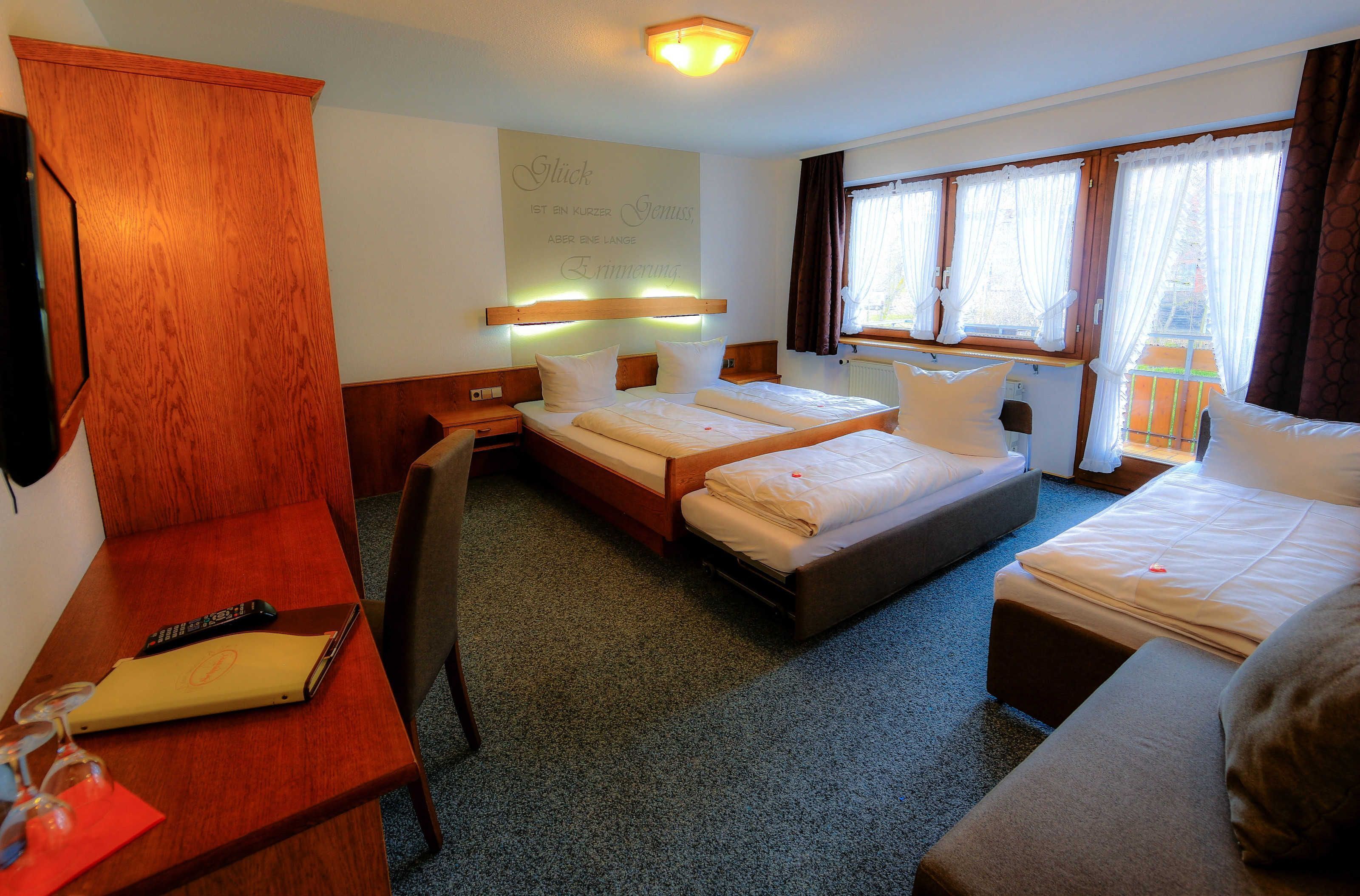 1 Schlafzimmer, Schreibtisch, WLAN, Bettwäsche