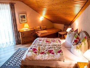1 chambre, fer et planche Ă repasser, Wi-Fi, draps fournis