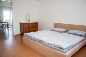 صورة غير مصنفة، 2 من 23، زرّ