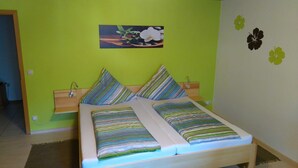 Unclassified image, 2 of 5, button - Vacation apartment Himmelsbach - Holiday apartment 74sqm, 1 bedroom (double bed), 1 (Schuttertal)