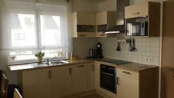 Frigorífic, microones, forn i rentaplats