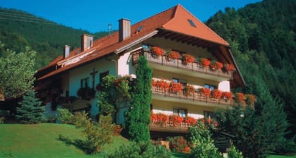 Vacation apartment Ebersbachblick, approx. 100sqm, 2 bedrooms, max. 8 persons, 2 - 8