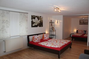 1 bedroom, WiFi, bed sheets