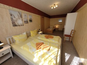 1 soverom, reiseseng for barn, wi-fi og sengetøy