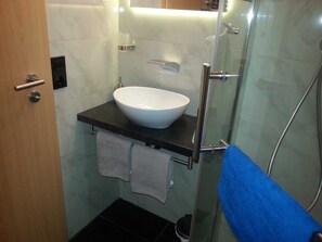 Photo non classée, 2 sur 17, bouton