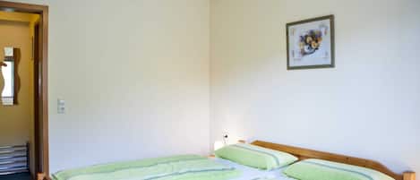 1 habitación, cuna de viaje, wifi y ropa de cama