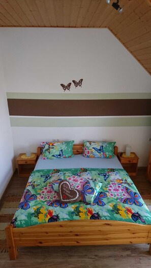Room - Käfer Vacation Rental - Vacation Rental No. 2, 25 square meters, 1 bedroom, max. 4 (Rust)