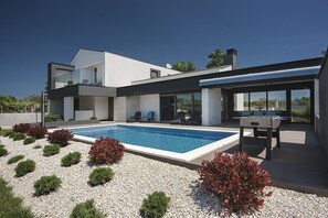 Pool - Fantastic villa with pool, table soccer and BBQ (Fazana)