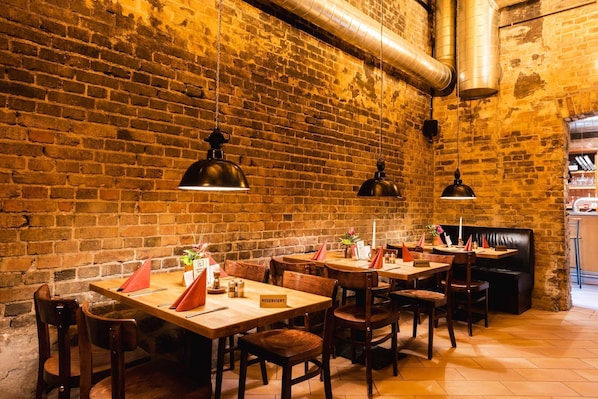 Unclassified image, 1 of 9, button