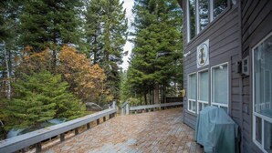 Terrace/patio - McCall Retreat on Golf Course Minutes to Downtown (McCall)
