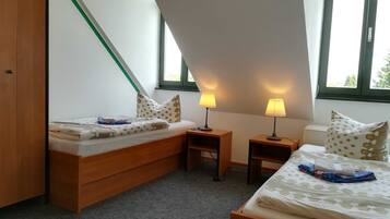 1 chambre, bureau, Wi-Fi, draps fournis