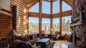 Smart TV, fireplace, foosball, table tennis