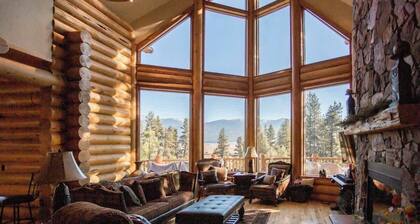 Spectacular Mountain Getaway for Large Groups