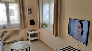 TV