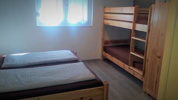 1 bedroom, travel crib, WiFi, bed sheets