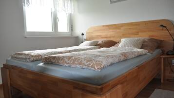 2 Schlafzimmer, Zimmersafe, WLAN, BettwÀsche