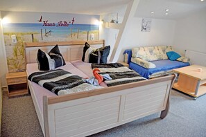 1 Schlafzimmer, Reisekinderbett, WLAN, Bettwäsche