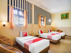 Superior-Suite | Schreibtisch, kostenloses WLAN, Bettwäsche