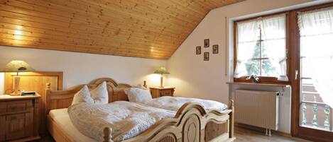 1 habitación y ropa de cama