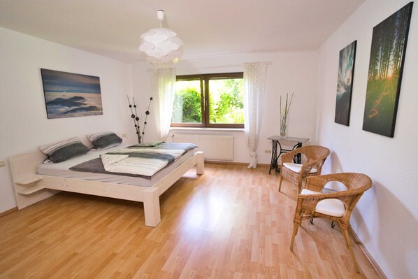 2 habitaciones, wifi, ropa de cama y acceso para silla de ruedas 