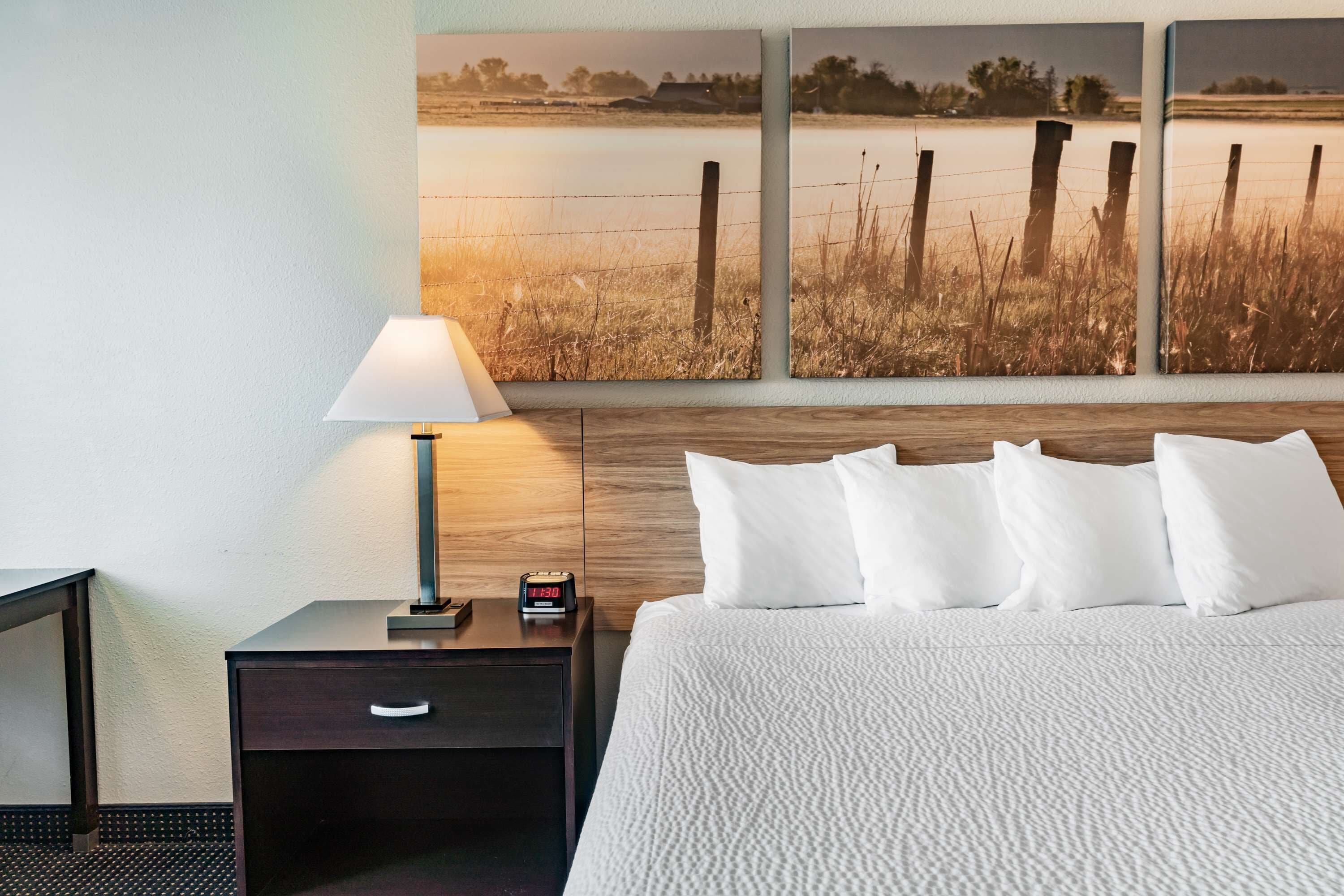 desk, laptop workspace, free cots/infant beds, rollaway beds