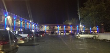 Aparcamiento sin asistencia gratuito