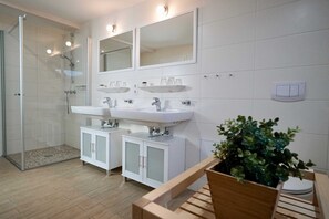 Imagen sin descripción, 5 de 24, botón