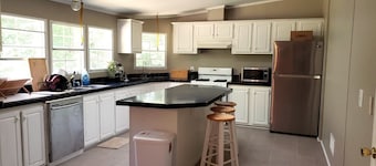 Secluded Home near Chincoteague Island with VB&BB