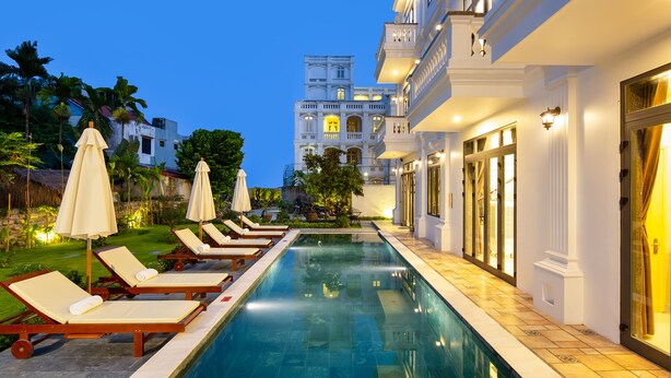 Outdoor pool - Casamia villa (Da Nang)