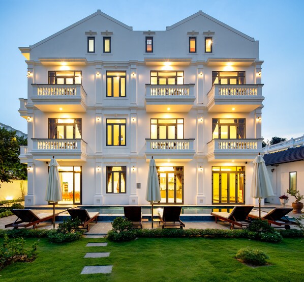 Unclassified image, 1 of 11, button - Casamia villa (Da Nang)