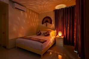 Villa, 6 Bedrooms | In-room dining - Casamia villa (Da Nang)