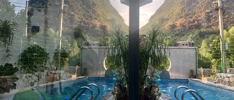 Outdoor pool, sun loungers