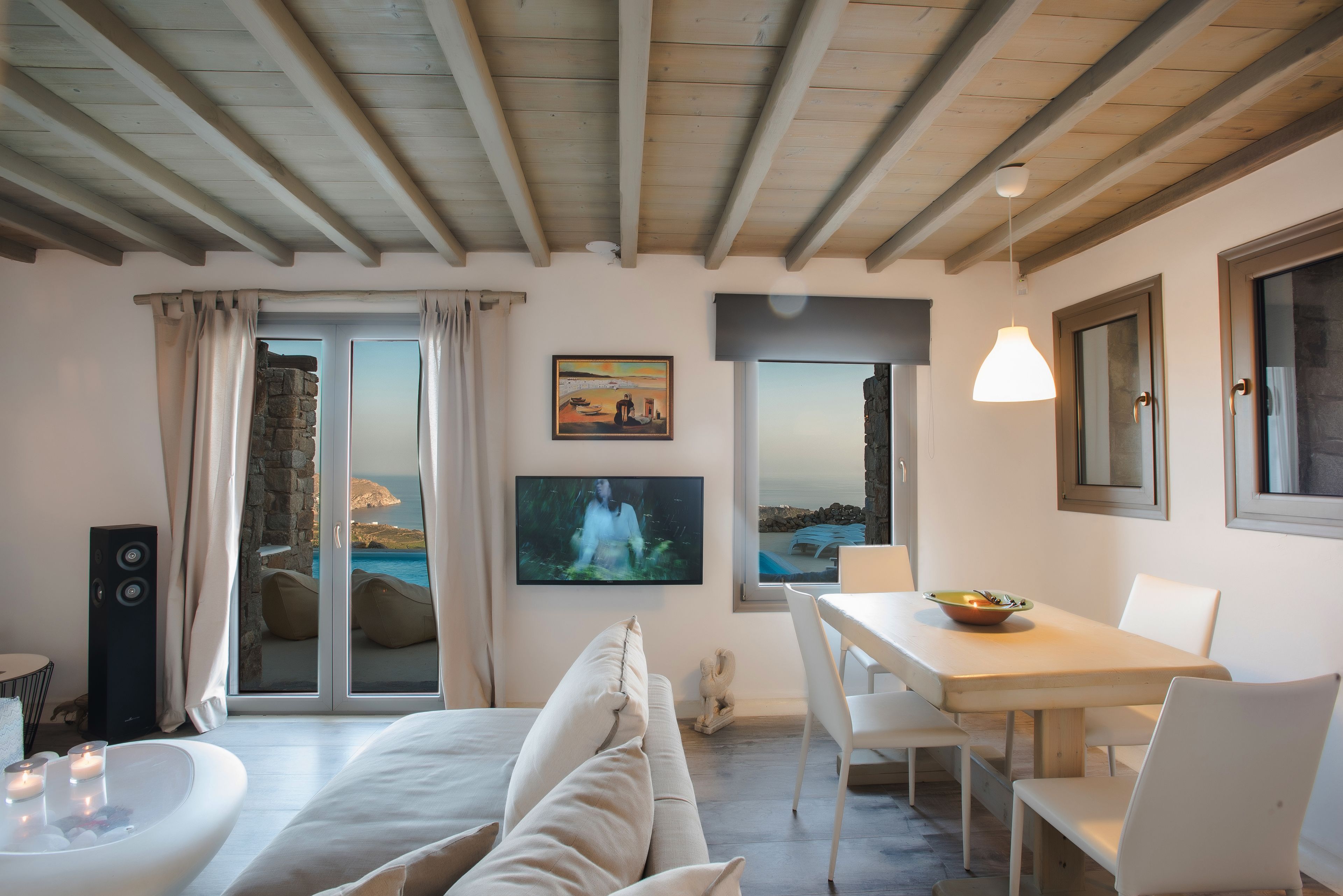 55-inch Smart TV with digital channels, TV, Netflix