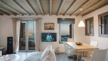 55-inch Smart TV with digital channels, TV, Netflix