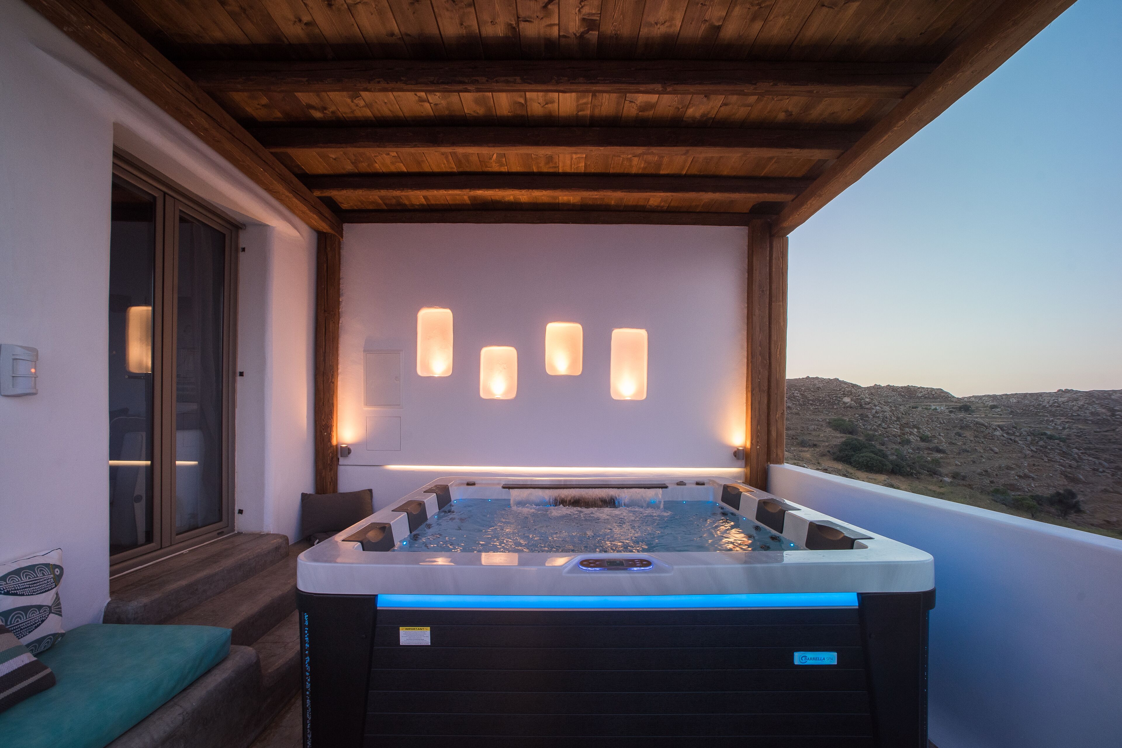 Suite Grand, idromassaggio, vista mare (Aris Sky) | Vasca idromassaggio privata