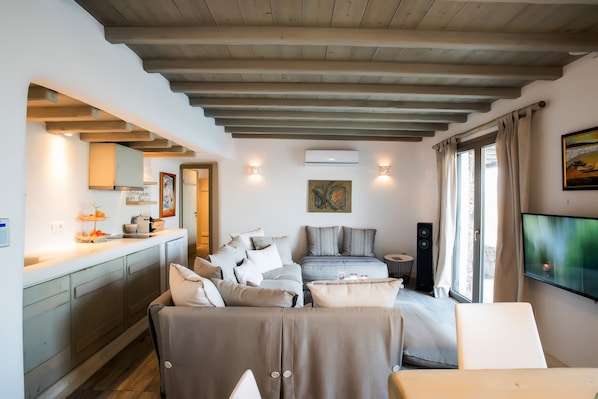 Téléviseur connecté de 55 po avec télévision numérique, téléviseur