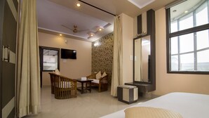Elite Room | WiFi (free) - Hotel Ganpati Palace (Mathura)