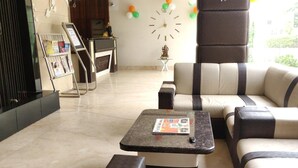 Interior - Hotel Ganpati Palace (Mathura)