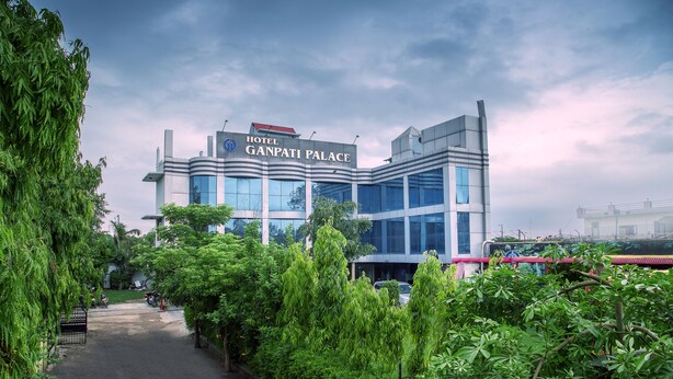Exterior - Hotel Ganpati Palace (Mathura)