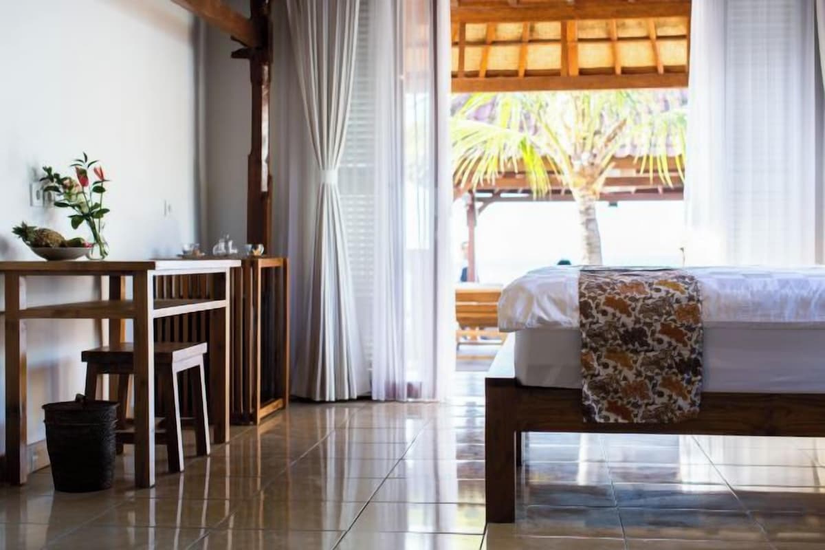 Ropa de cama de alta calidad y minibar