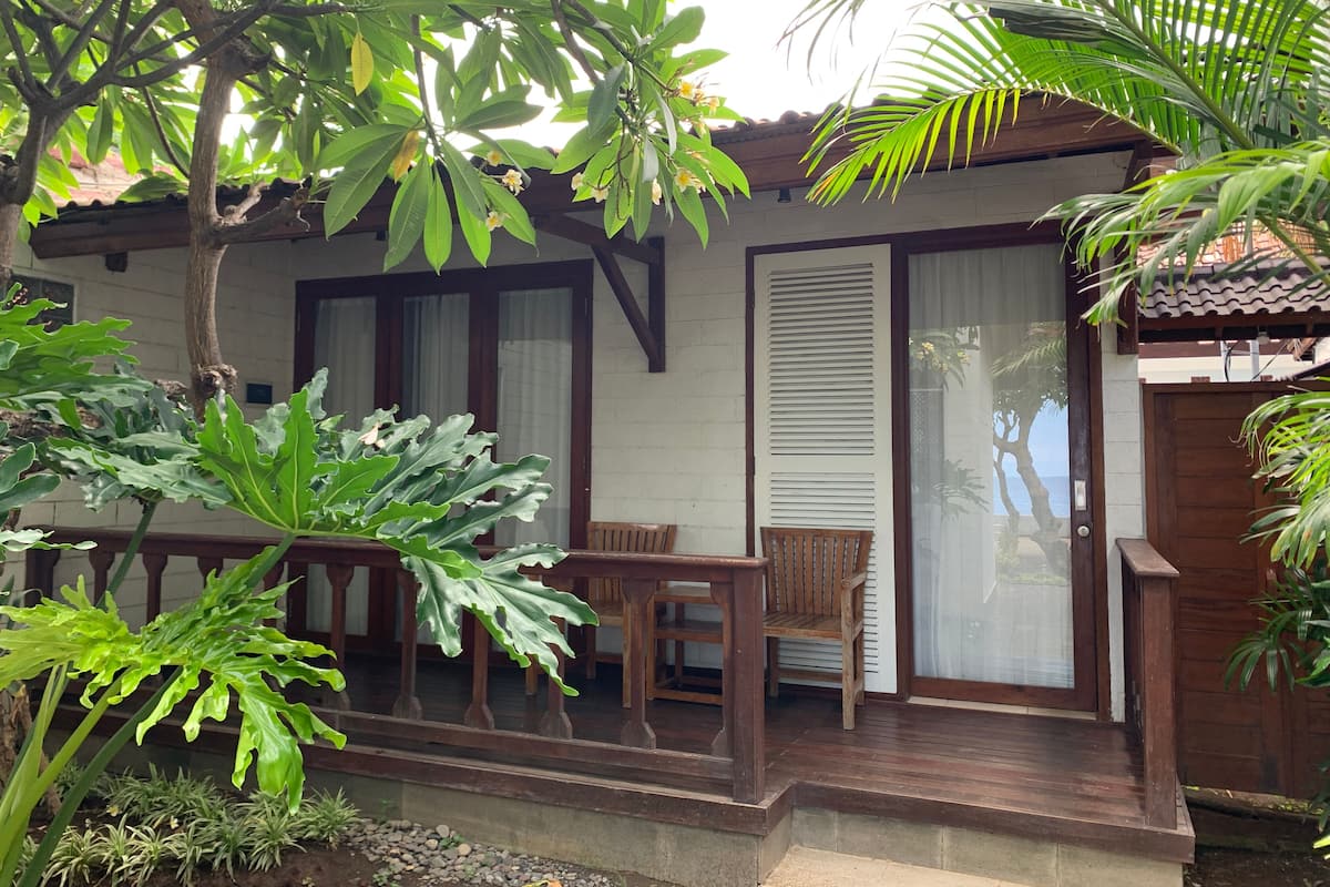 Standard Double or Twin Room, 1 Bedroom, Partial Sea View | Terrace/patio