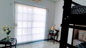 Standard House, 5 Bedrooms | 5 bedrooms, individually decorated, individually furnished, free WiFi