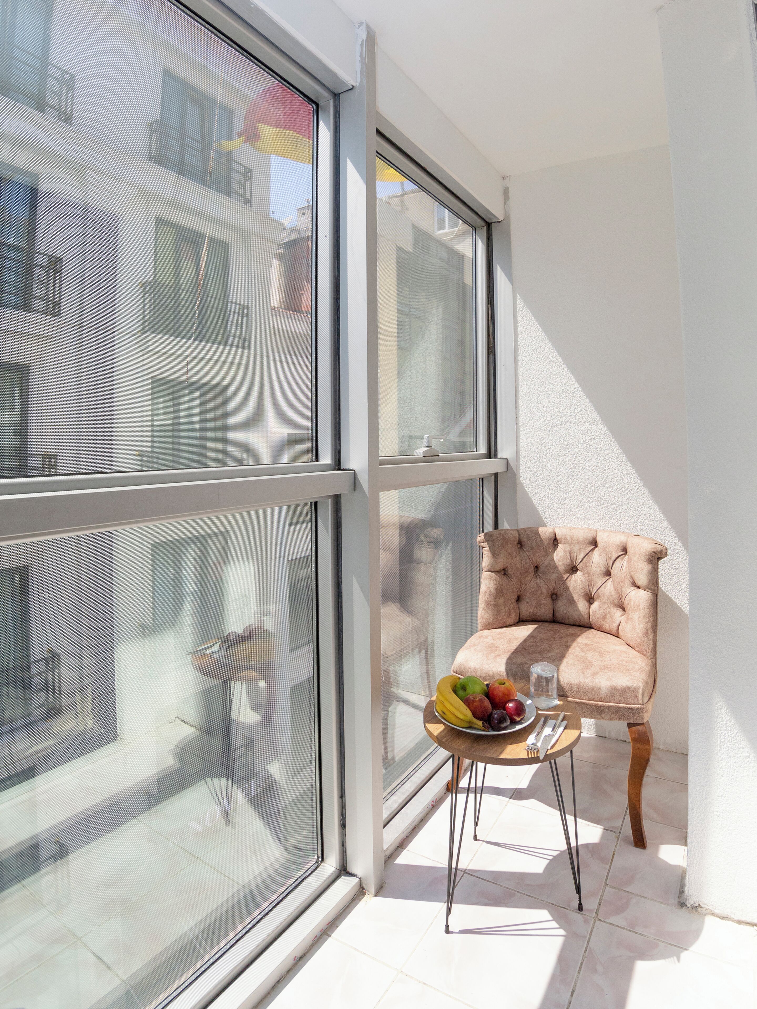 Sábanas de algodón egipcio, ropa de cama de alta calidad y minibar 