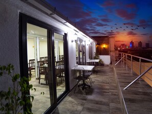 Front of property – evening/night